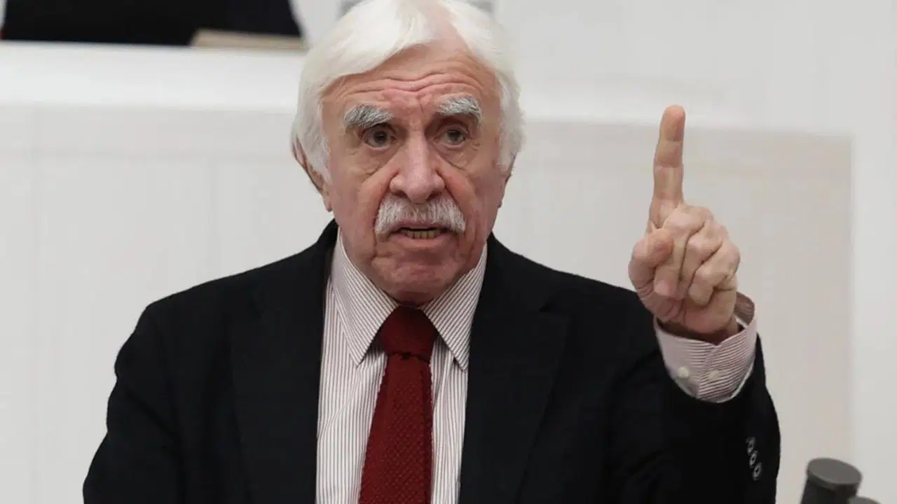 Cengiz Çandar sürece itiraz edenlere ‘dağlar sizi bekliyor’ dedi, AKP’den ‘ağır provokasyon’ tepkisi geldi